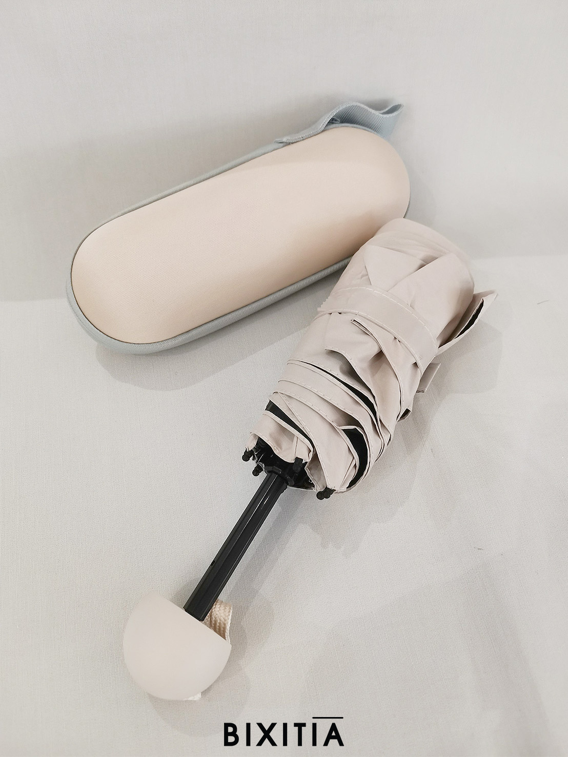 พรีเมี่ยมเซท ร่มกันยูวี พร้อมกล่องแคปซูล - HU-109