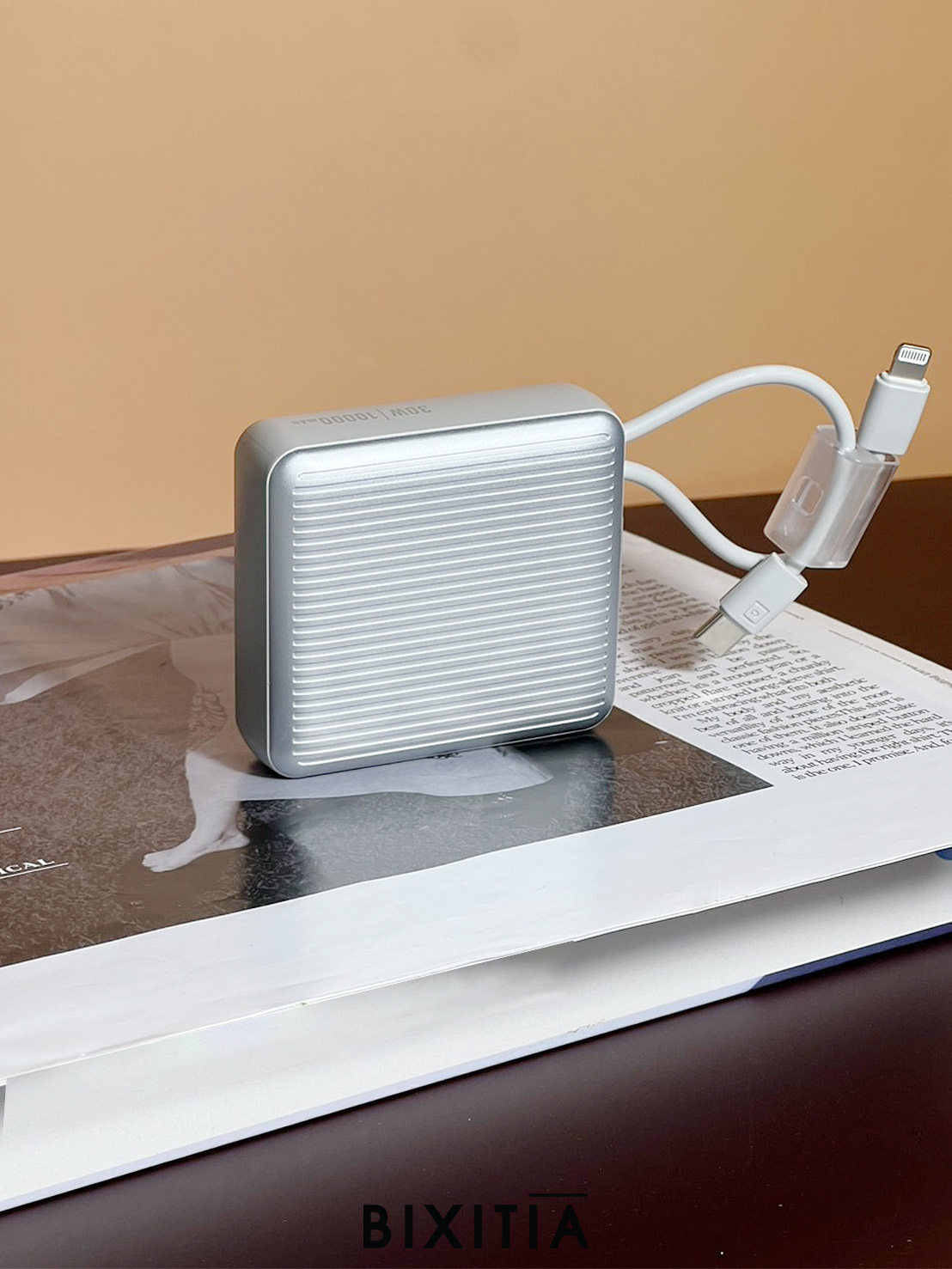 แบตสำรอง Ouger Powerbank with 2 cables 10000 mAh EE-215