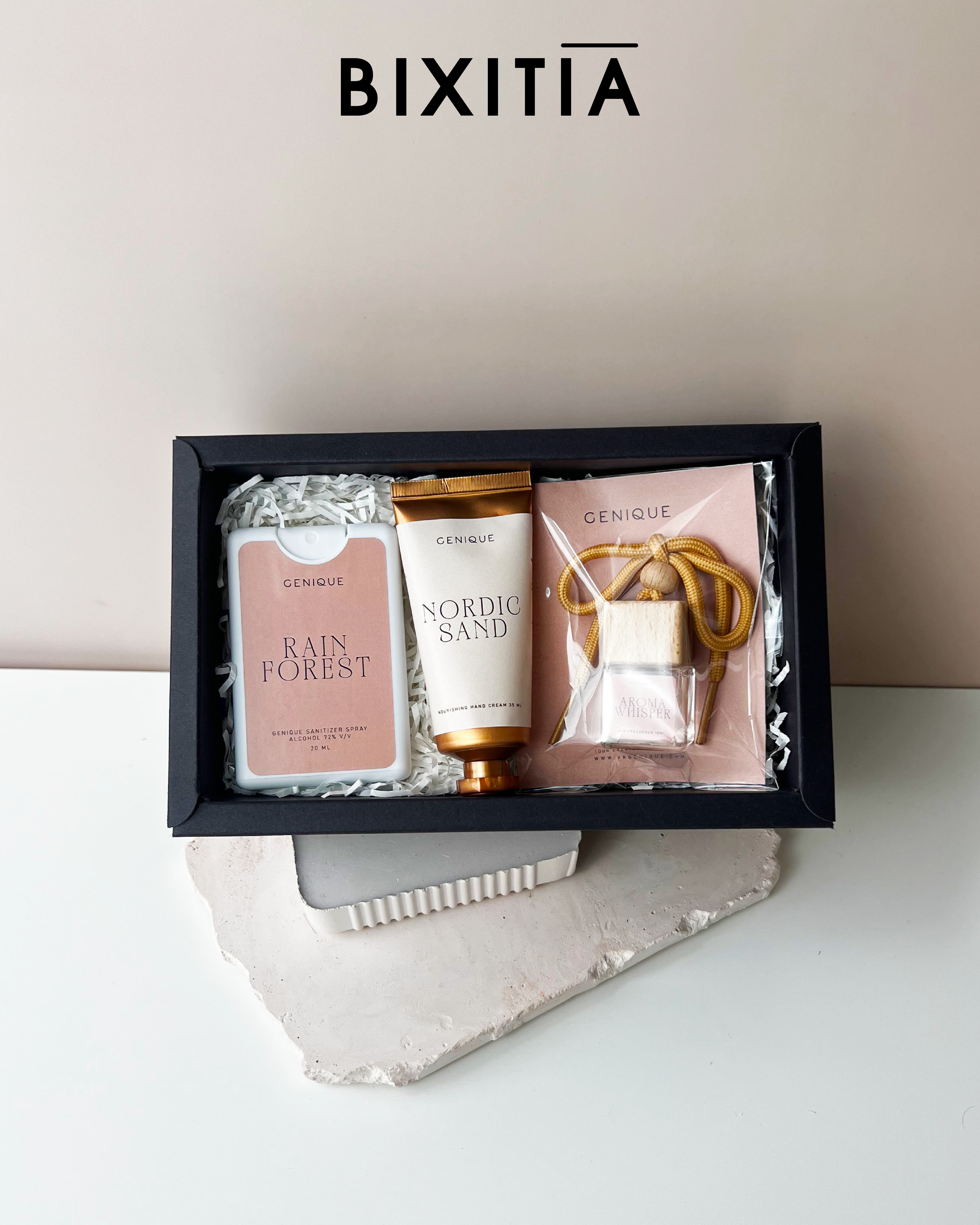 พรีเมี่ยมเซท Giftset  คาร์อโรมา แอลกอฮอล์+hand cream+น้ำหอมปรับอากาศ