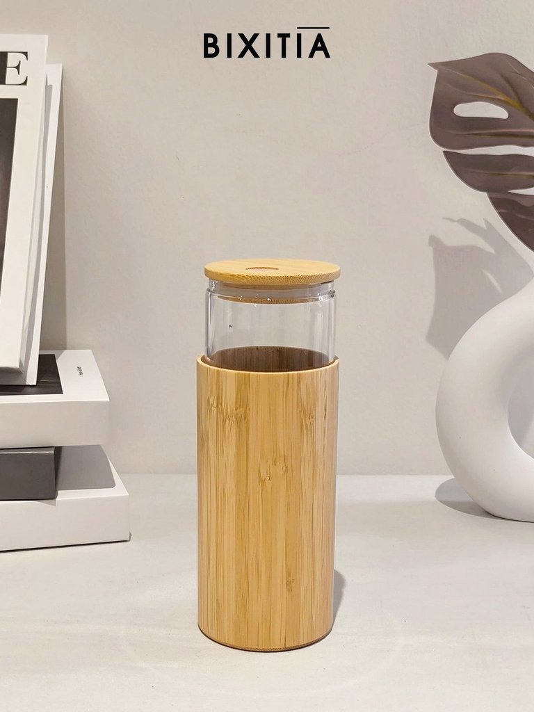 ของพรีเมี่ยม Glass water bottle with Bamboo cover CGG-106