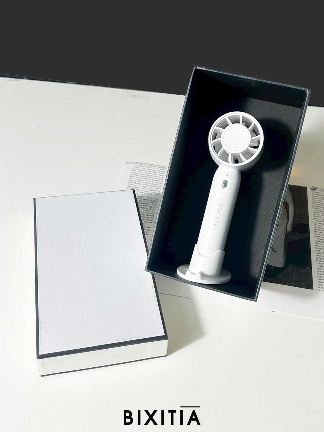 Premium set IT พัดลมพกพา ตั้งโทรศัพท์ได้ พร้อมกล่อง PIT-024