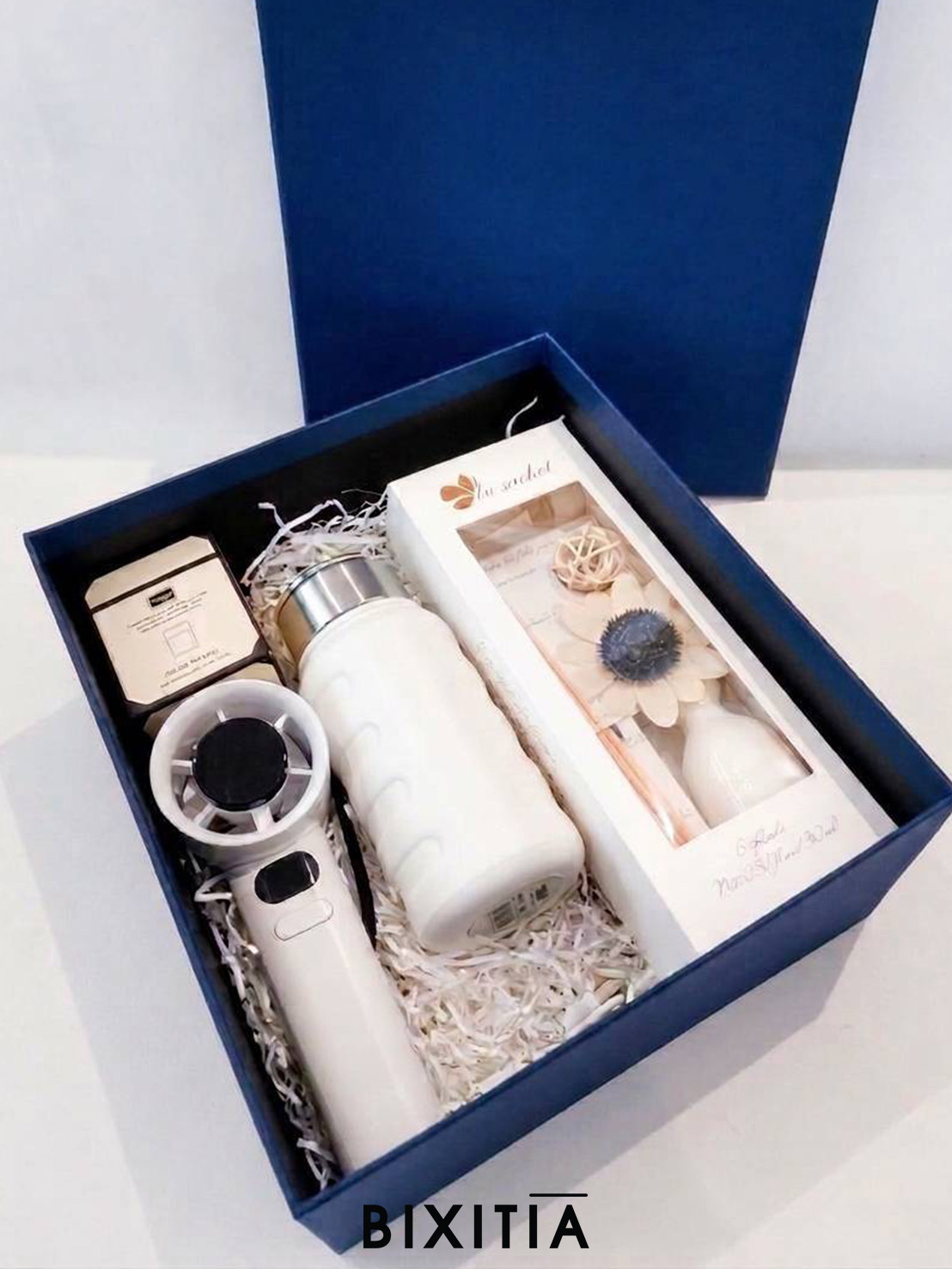 Premium set กระบอกน้ำเก็บอุณหภูมิ พัดลมพกพา เทียนหอม Diffuser พร้อมกล่อง PM-073